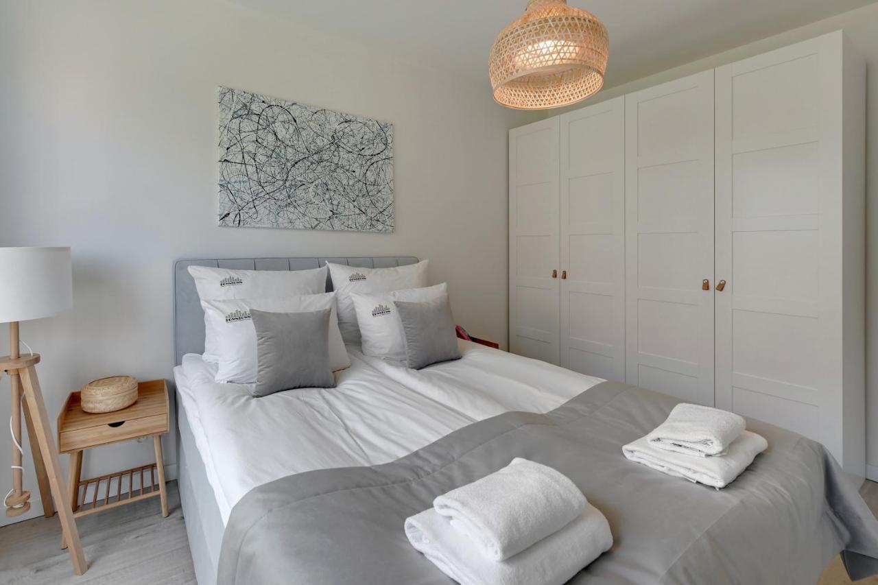 Szafarnia Marina, City Center & Free Parking By Downtown Apartments Гданьск Экстерьер фото